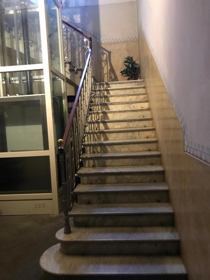 Palazzo De Bellis Vitti Nella Citta Delle Grotte Bed & Breakfast Castellana Grotte Exterior photo